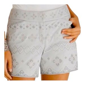White House Black Market Gray Patterned Women Shorts